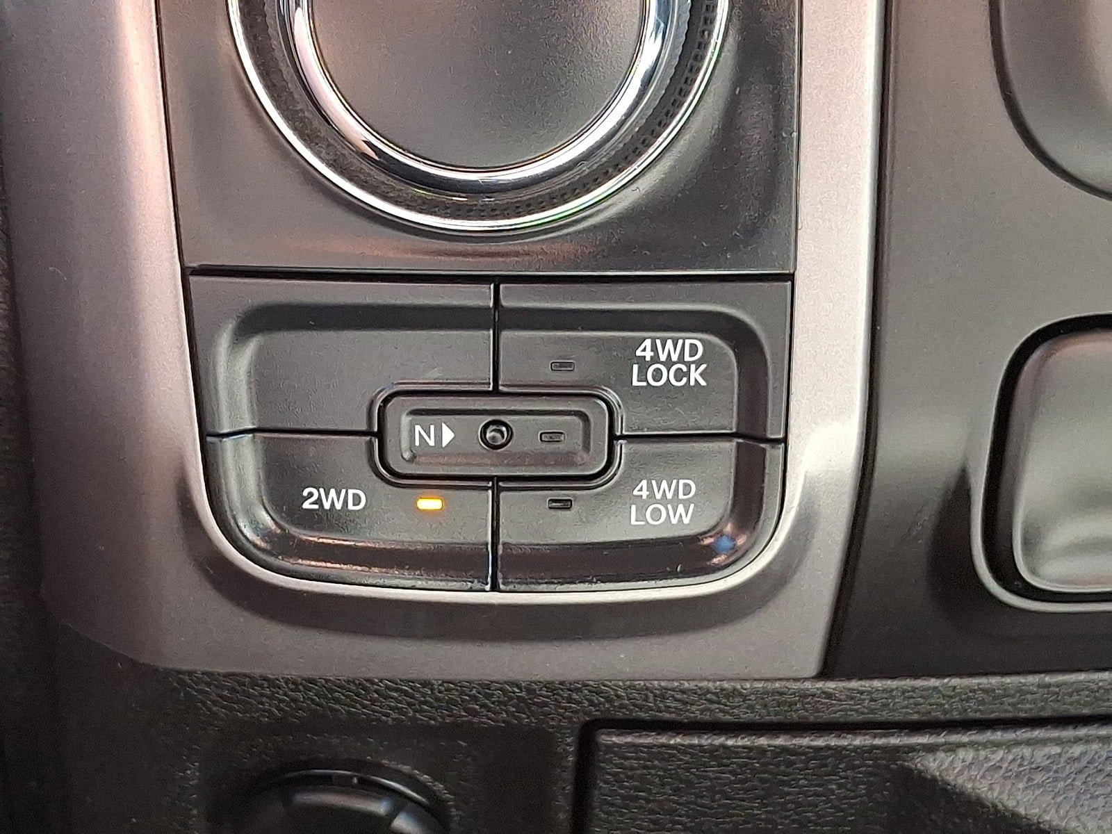 Used 2024 RAM 1500 Classic SLT AWD/4WD image 22