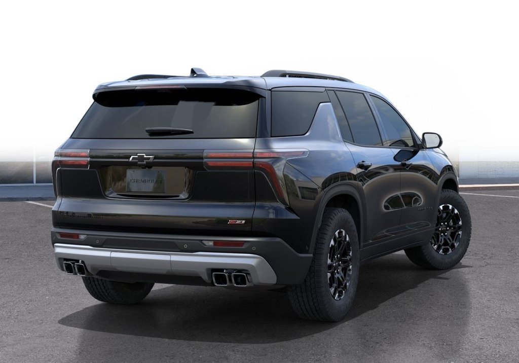 New 2027 Chevrolet Traverse Z71 w/ Enhanced Driving Package AWD/4WD image 4