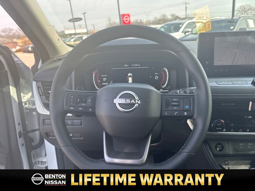 Certified 2025 Nissan Rogue Platinum w/ Platinum Premium Package image 16