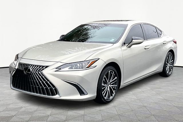 Used 2024 Lexus ES 350 w/ Premium Package image 3