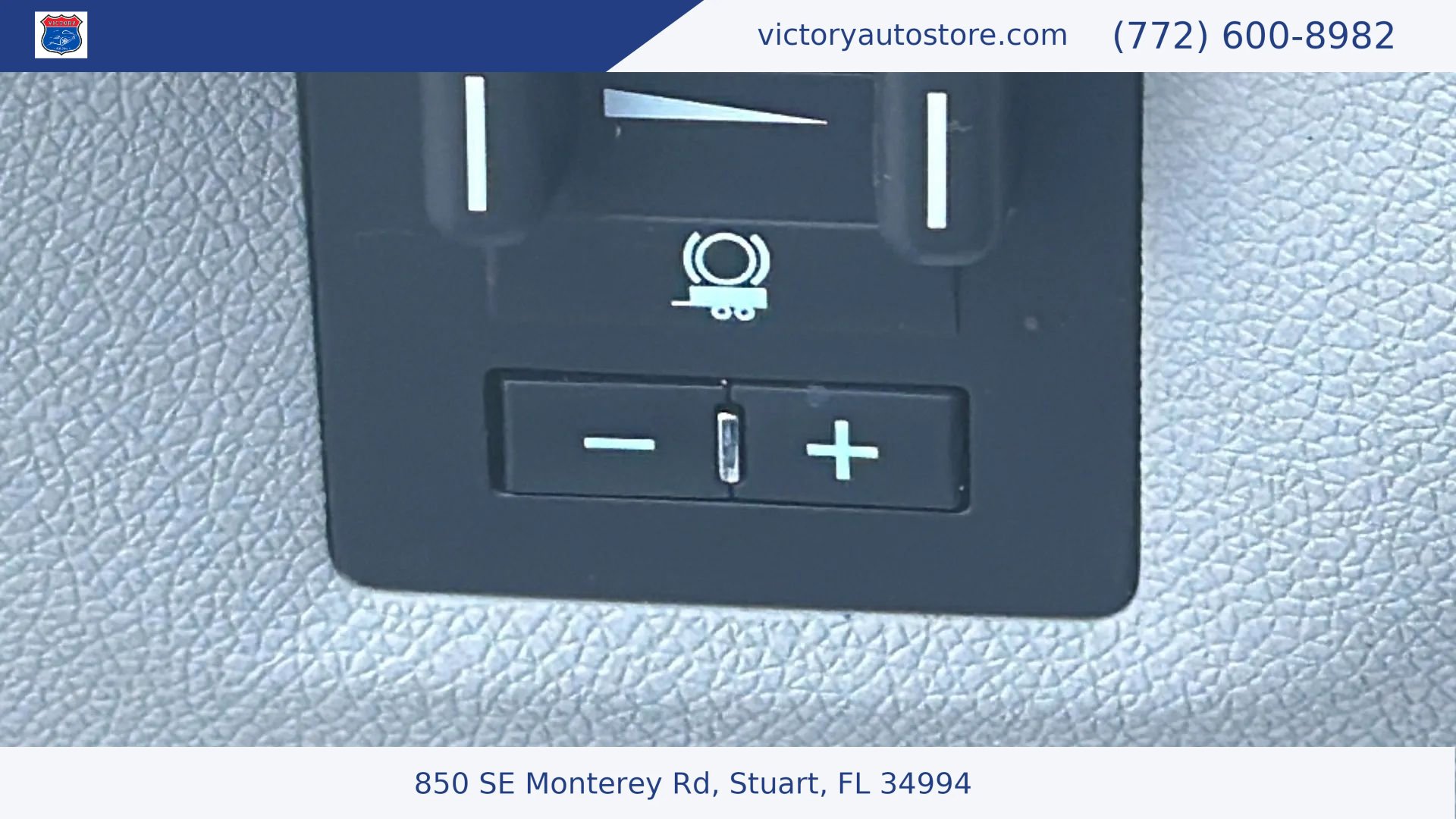 Used 2010 Chevrolet Avalanche LT w/ Suspension Package, Off-Road image 24