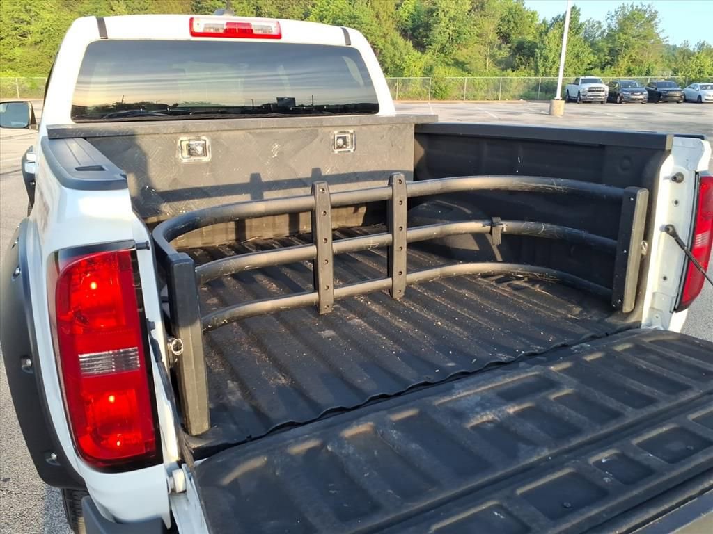 Used 2022 Chevrolet Colorado LT AWD/4WD image 8