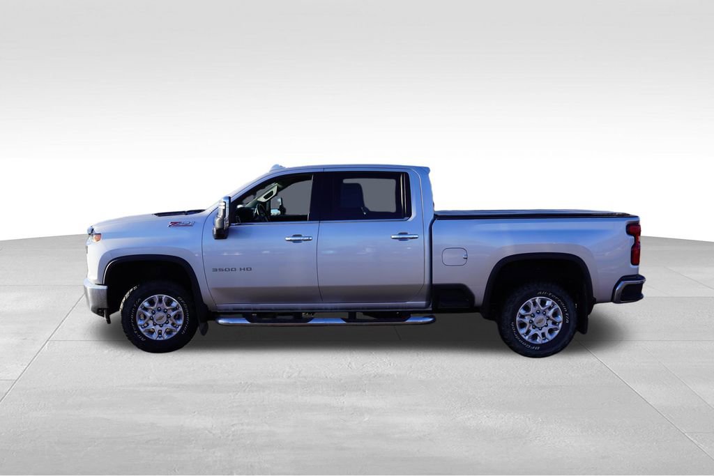 Certified 2022 Chevrolet Silverado 3500 LTZ w/ Gooseneck/5TH Wheel Package image 11