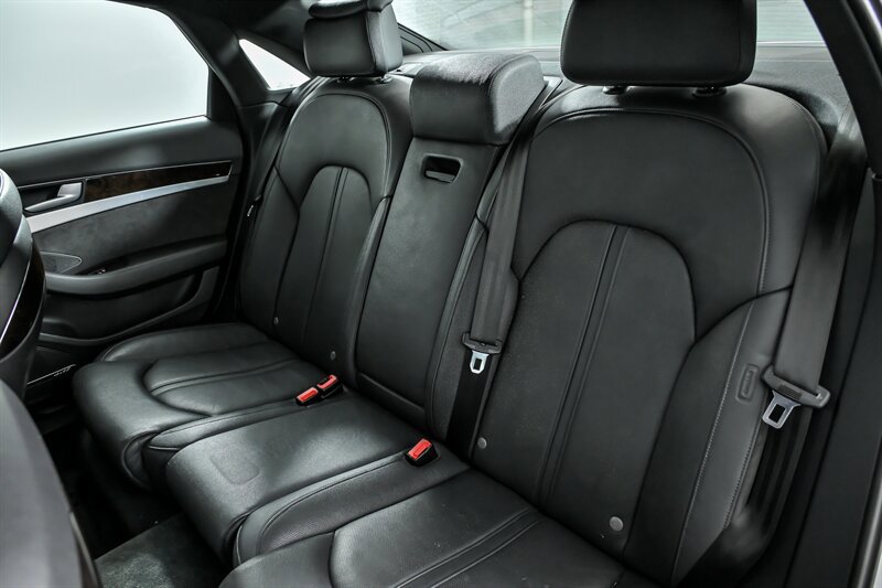 Used 2014 Audi A8 3.0T w/ Premium Package image 22