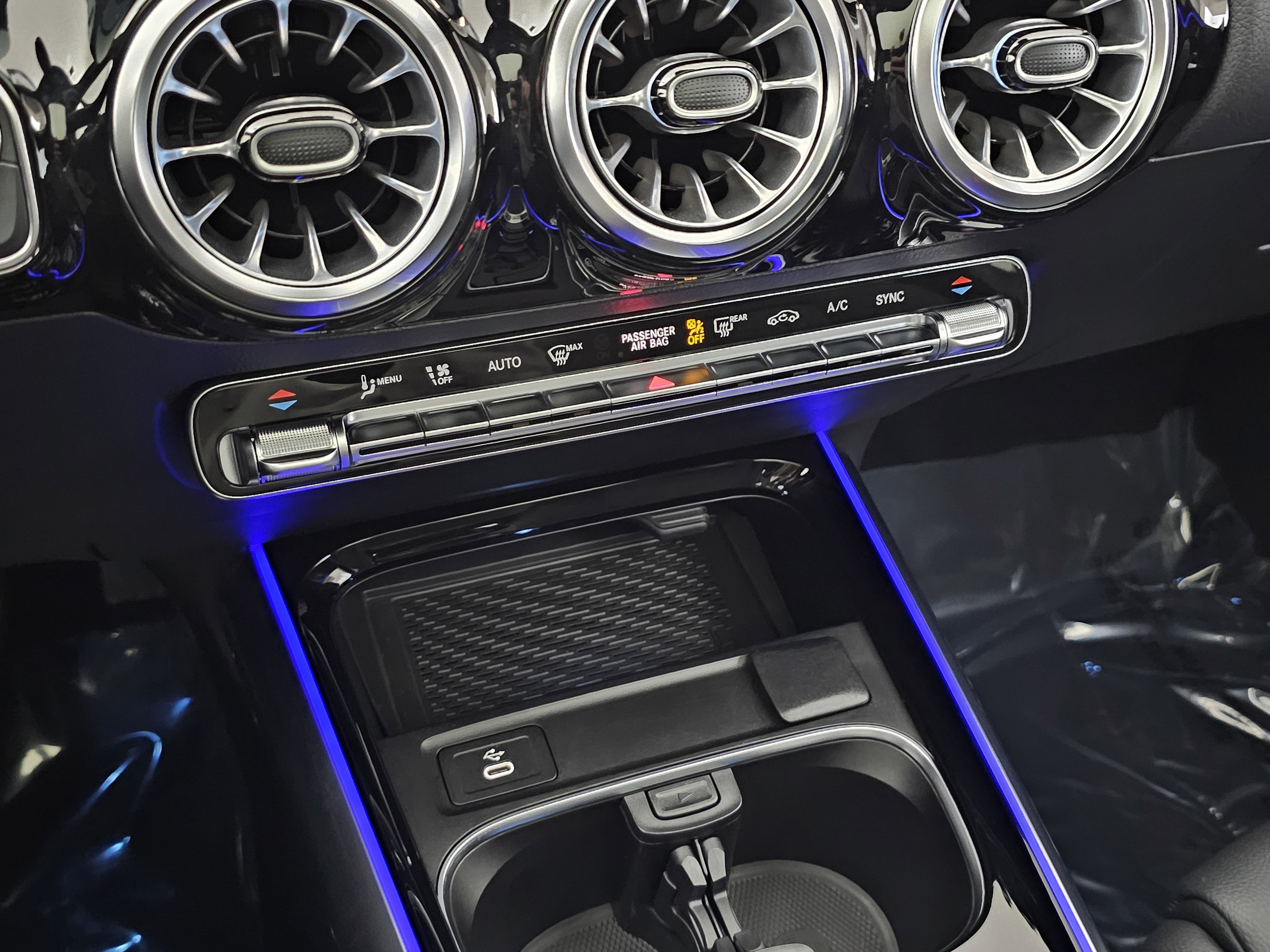 Certified 2026 Mercedes-Benz GLA 250 4MATIC image 43