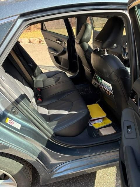 Used 2019 Toyota Avalon XLE w/ Moonroof Package FWD image 11