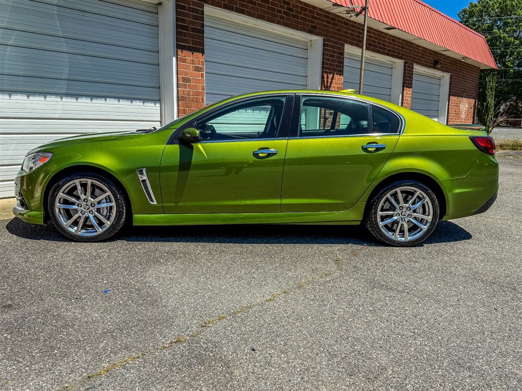 Used 2015 Chevrolet SS image 18