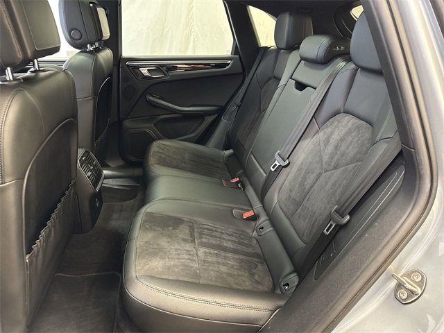 Used 2021 Porsche Macan S image 13