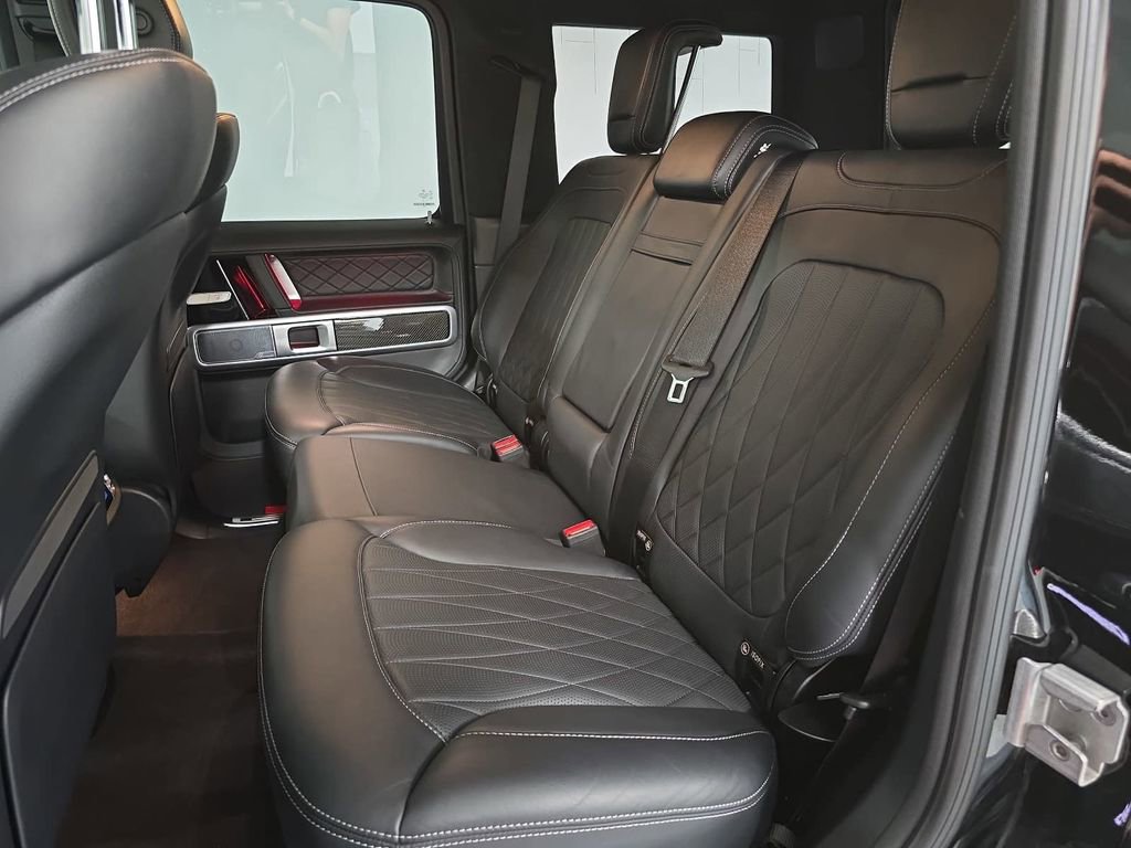 Used 2023 Mercedes-Benz G 550 image 27