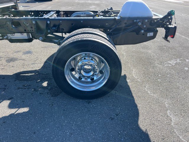 New 2026 Ford F450 Lariat AWD/4WD image 4