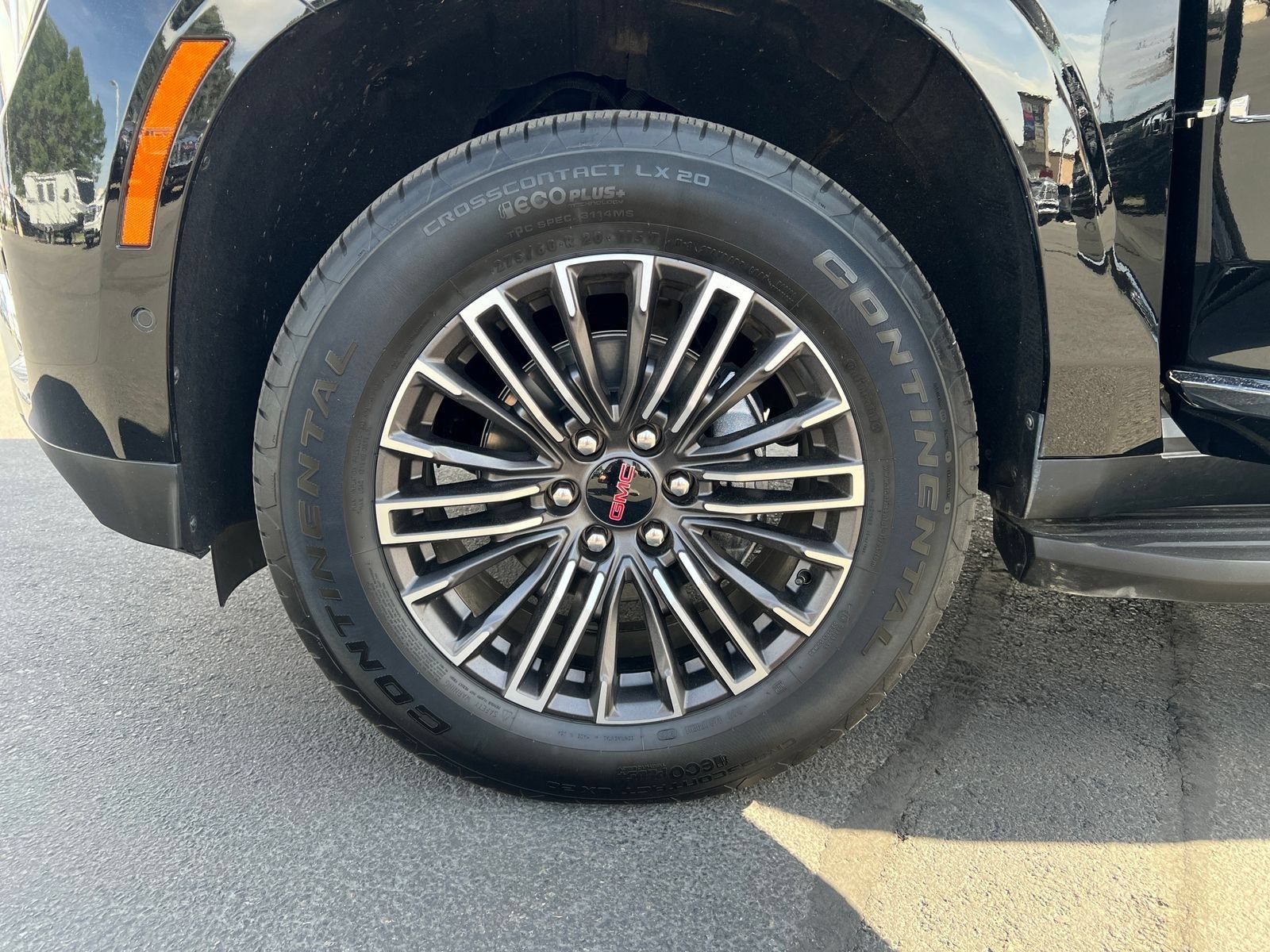 Used 2026 GMC Yukon XL Elevation AWD/4WD image 27