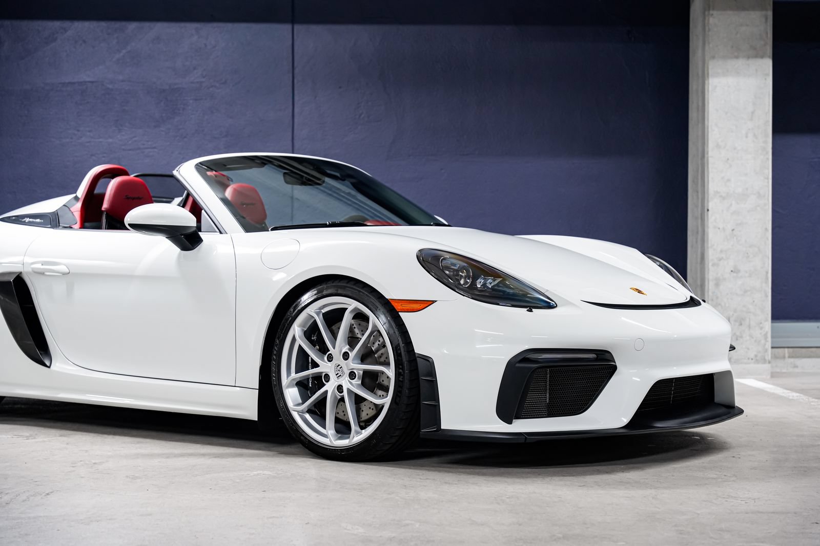 Used 2022 Porsche 718 Boxster Spyder RWD image 32