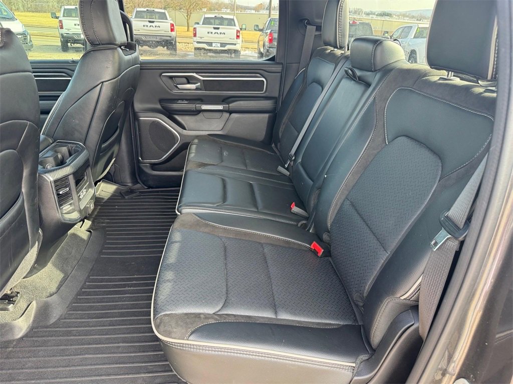 Used 2024 RAM 1500 Laramie image 10