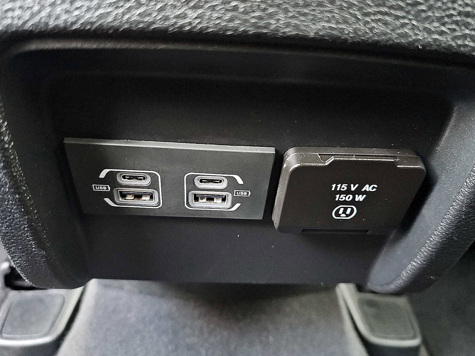 Used 2023 Jeep Cherokee Altitude Lux image 11