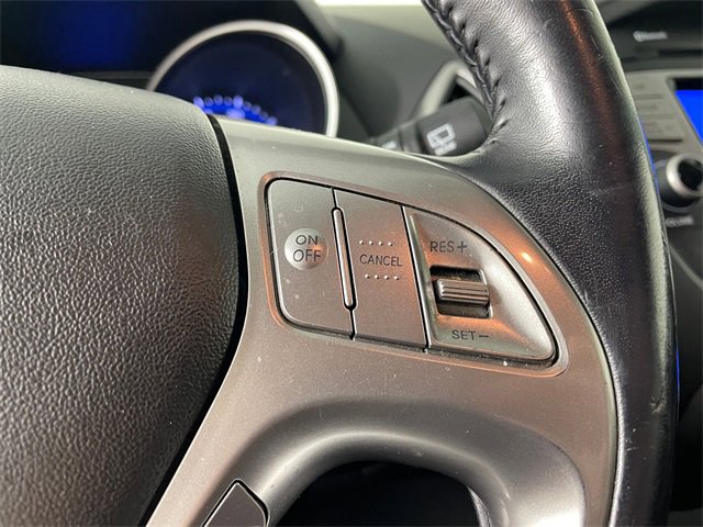 Used 2011 Hyundai Tucson Limited image 10