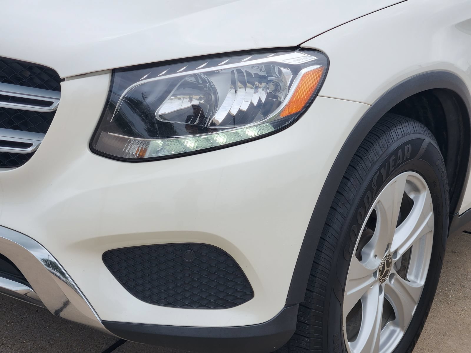Used 2018 Mercedes-Benz GLC 300 image 9