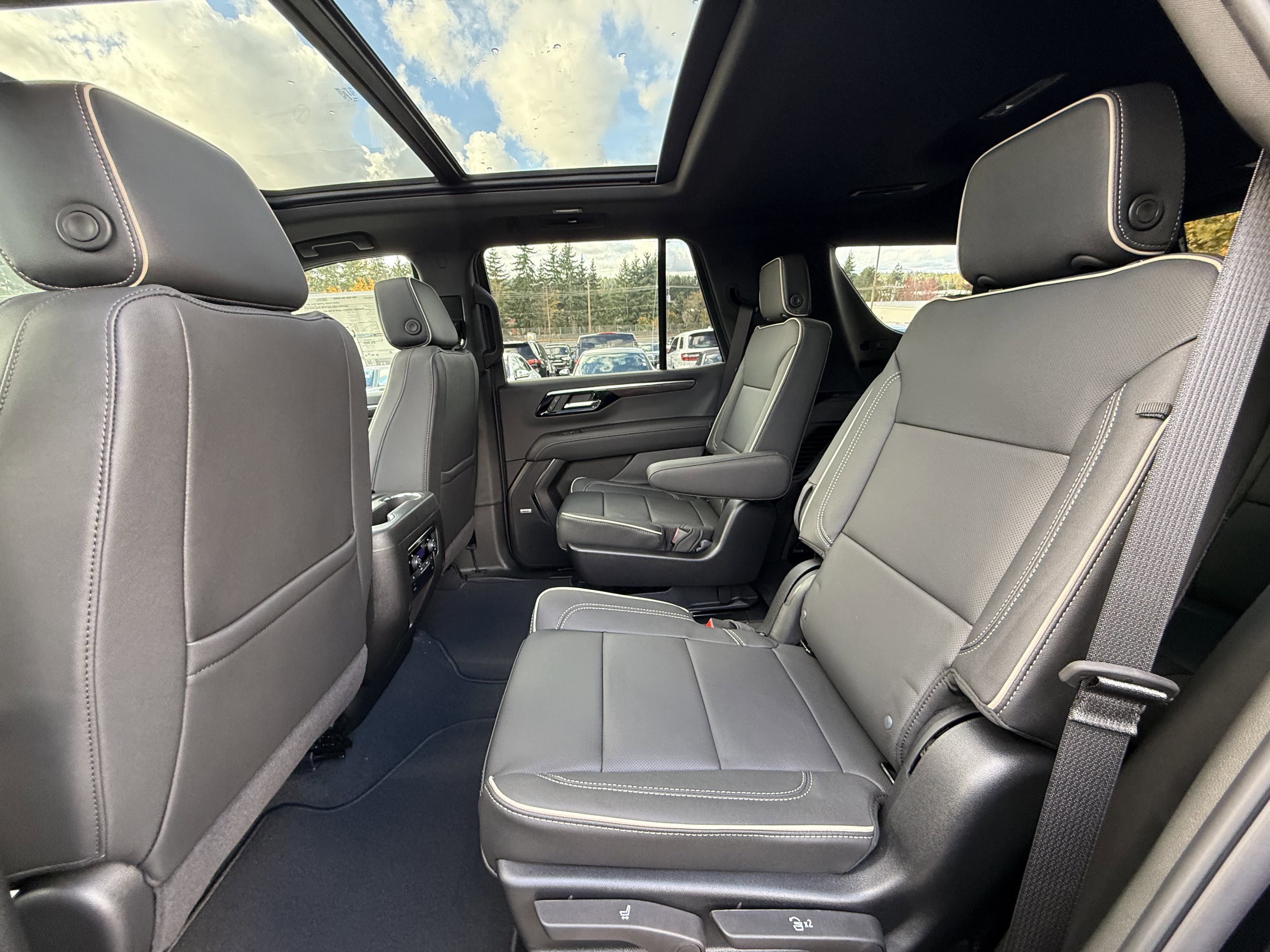 New 2026 Chevrolet Tahoe Premier w/ Sun And Tow Package image 14