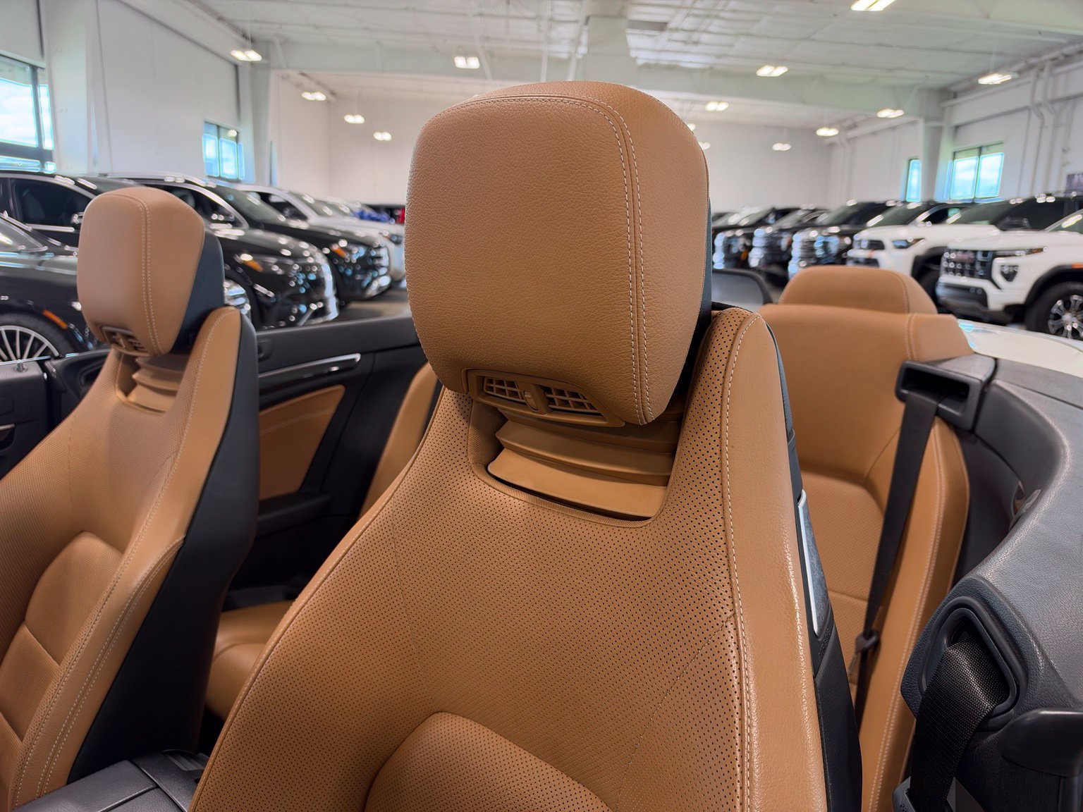 Used 2016 Mercedes-Benz E 550 Cabriolet image 13
