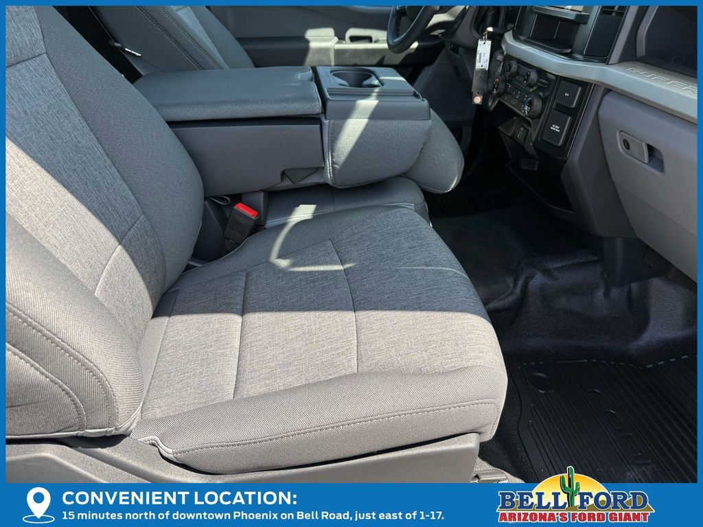 New 2025 Ford F550 4x4 Regular Cab Super Duty image 11