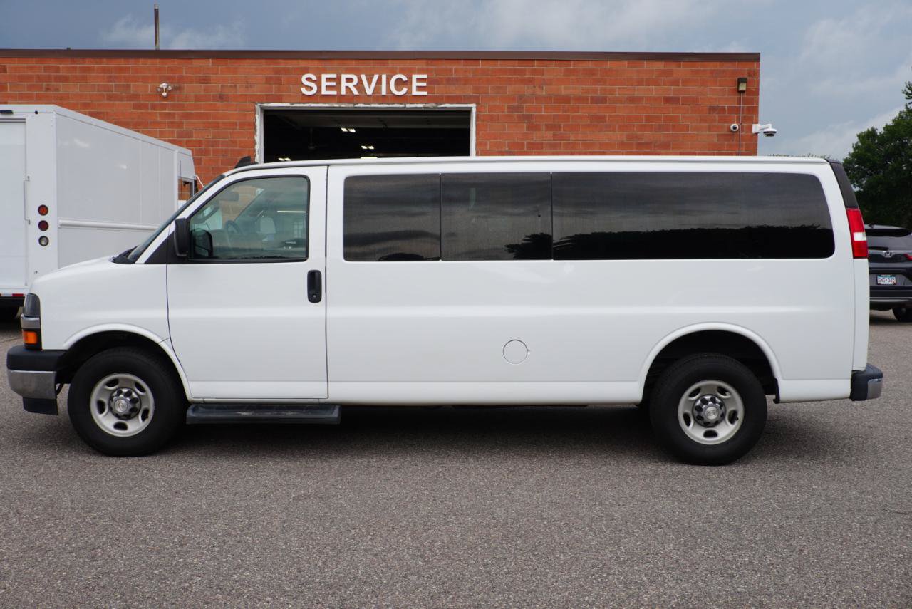 Used 2019 Chevrolet Express 3500 LT w/ LT Preferred Equipment Group RWD image 2