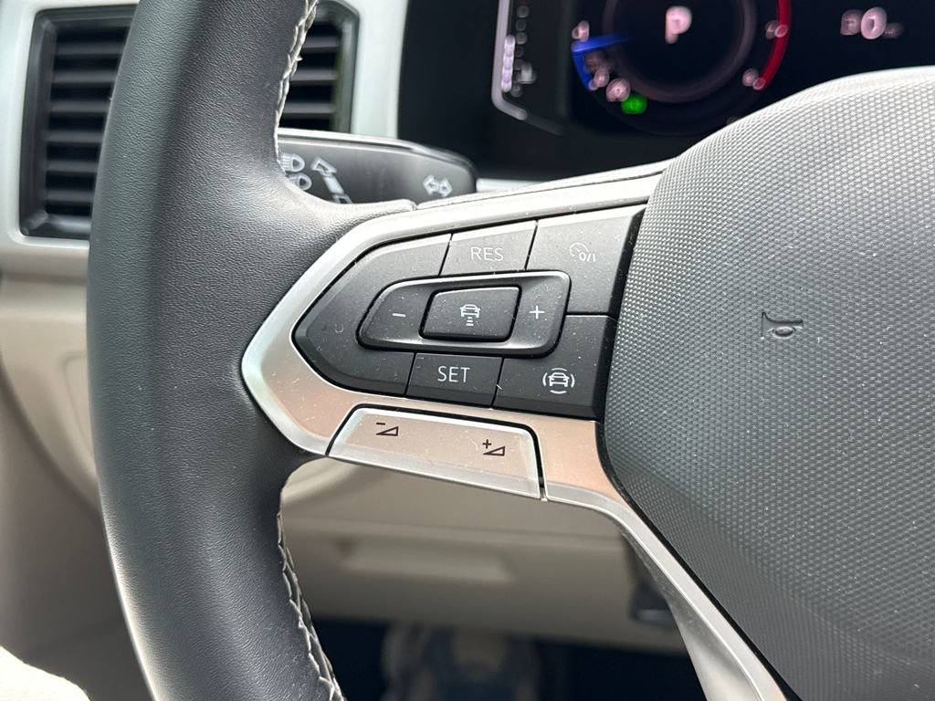 Used 2022 Volkswagen Atlas SE image 27