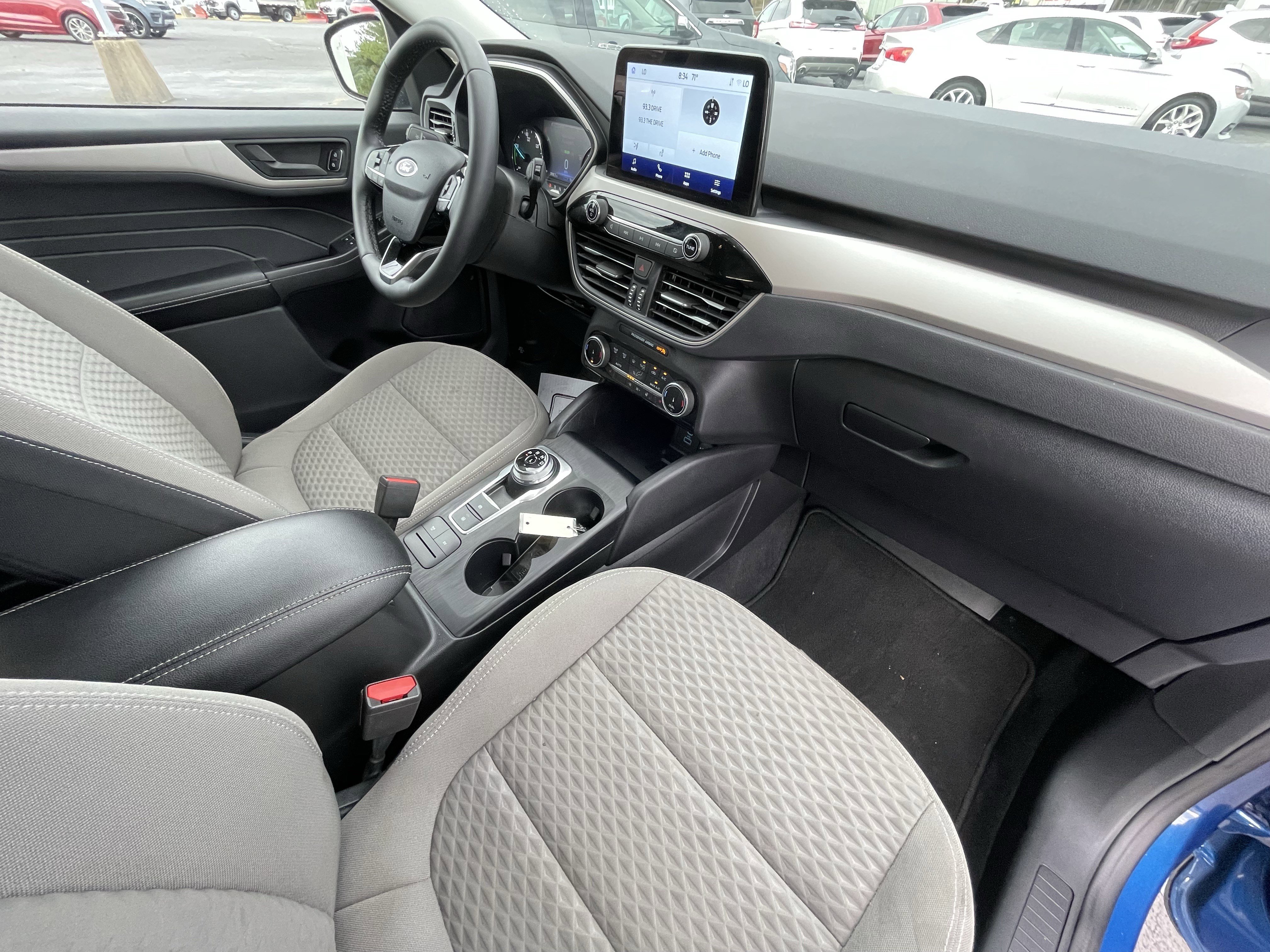 Used 2022 Ford Escape SE w/ Cold Weather Package image 33