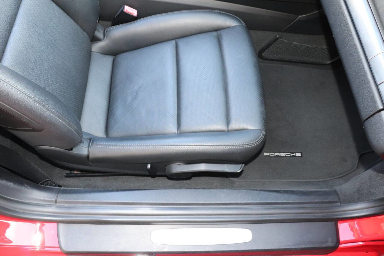 Used 2016 Porsche Boxster image 38