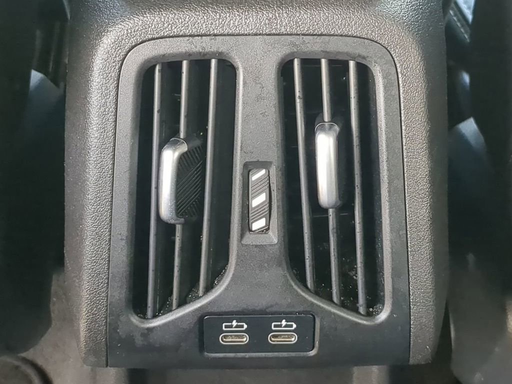 Used 2025 BMW X1 xDrive28i image 17