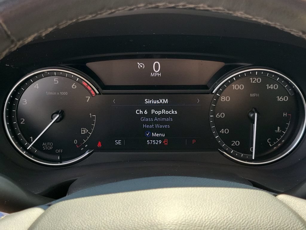Certified 2022 Cadillac XT4 Luxury w/ Cold Weather Package FWD image 24