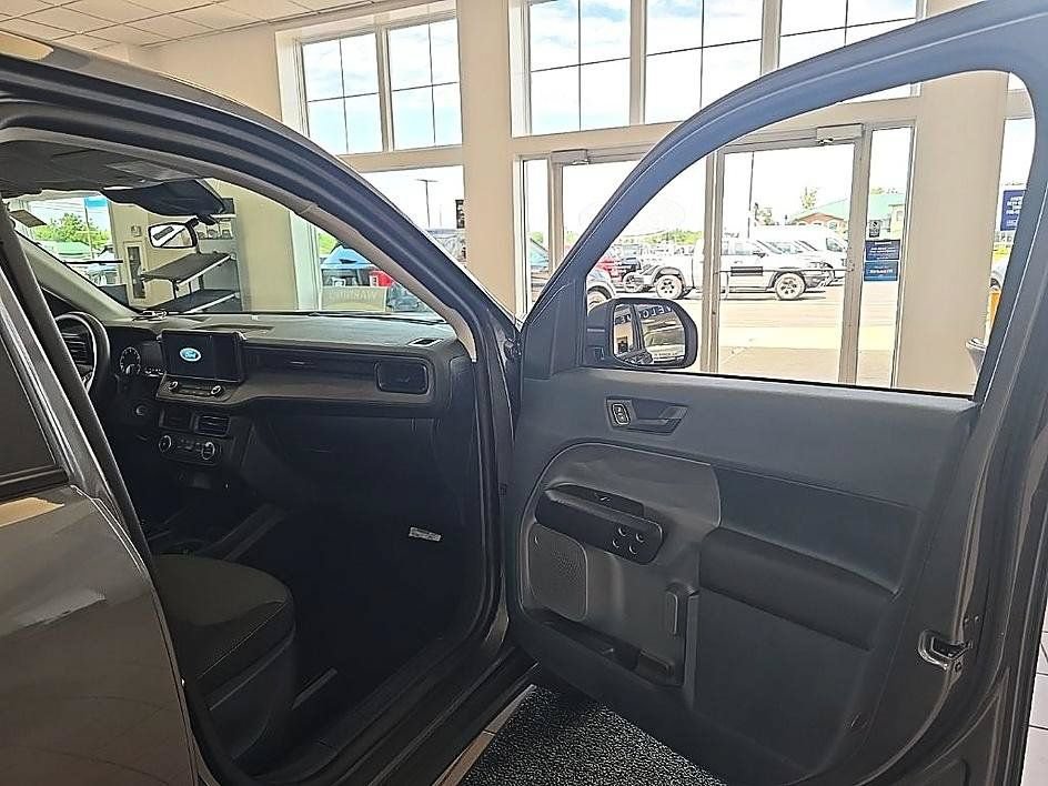 Used 2022 Ford Maverick XL w/ Equipment Group 100A Standard AWD/4WD image 32