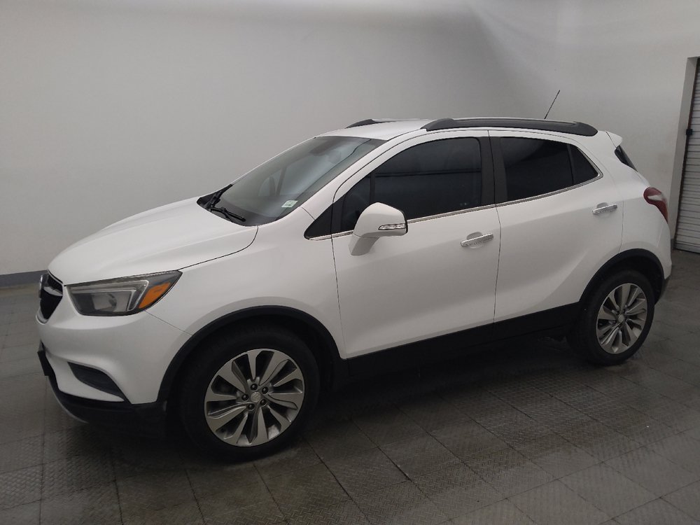 Used 2018 Buick Encore Preferred FWD image 2