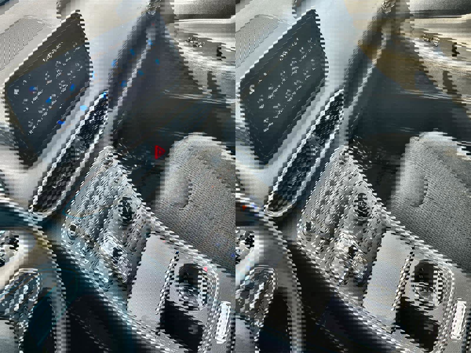 Used 2023 Hyundai Santa Fe SEL image 25