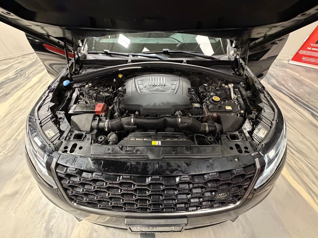Used 2019 Land Rover Range Rover Velar R-Dynamic SE image 57
