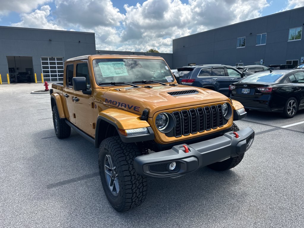 New 2026 Jeep Gladiator Mojave AWD/4WD image 4