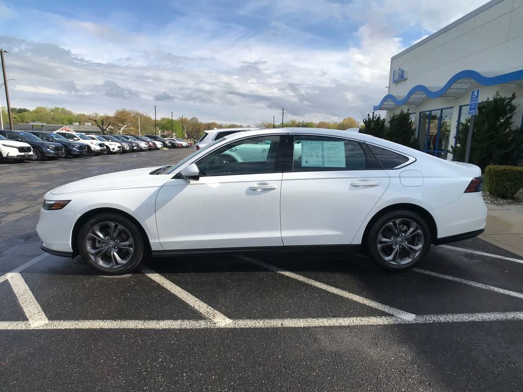 Used 2024 Honda Accord EX image 7