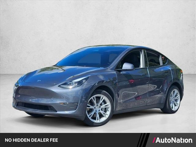 Used 2023 Tesla Model Y Long Range AWD/4WD image 1