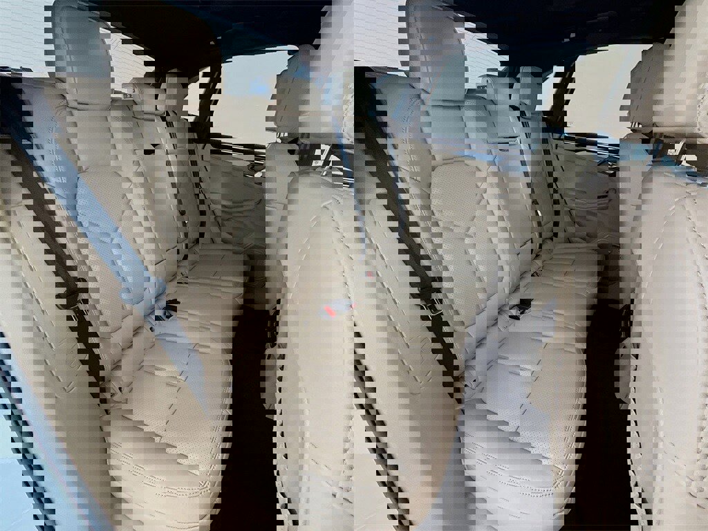 New 2026 Porsche Macan S image 30