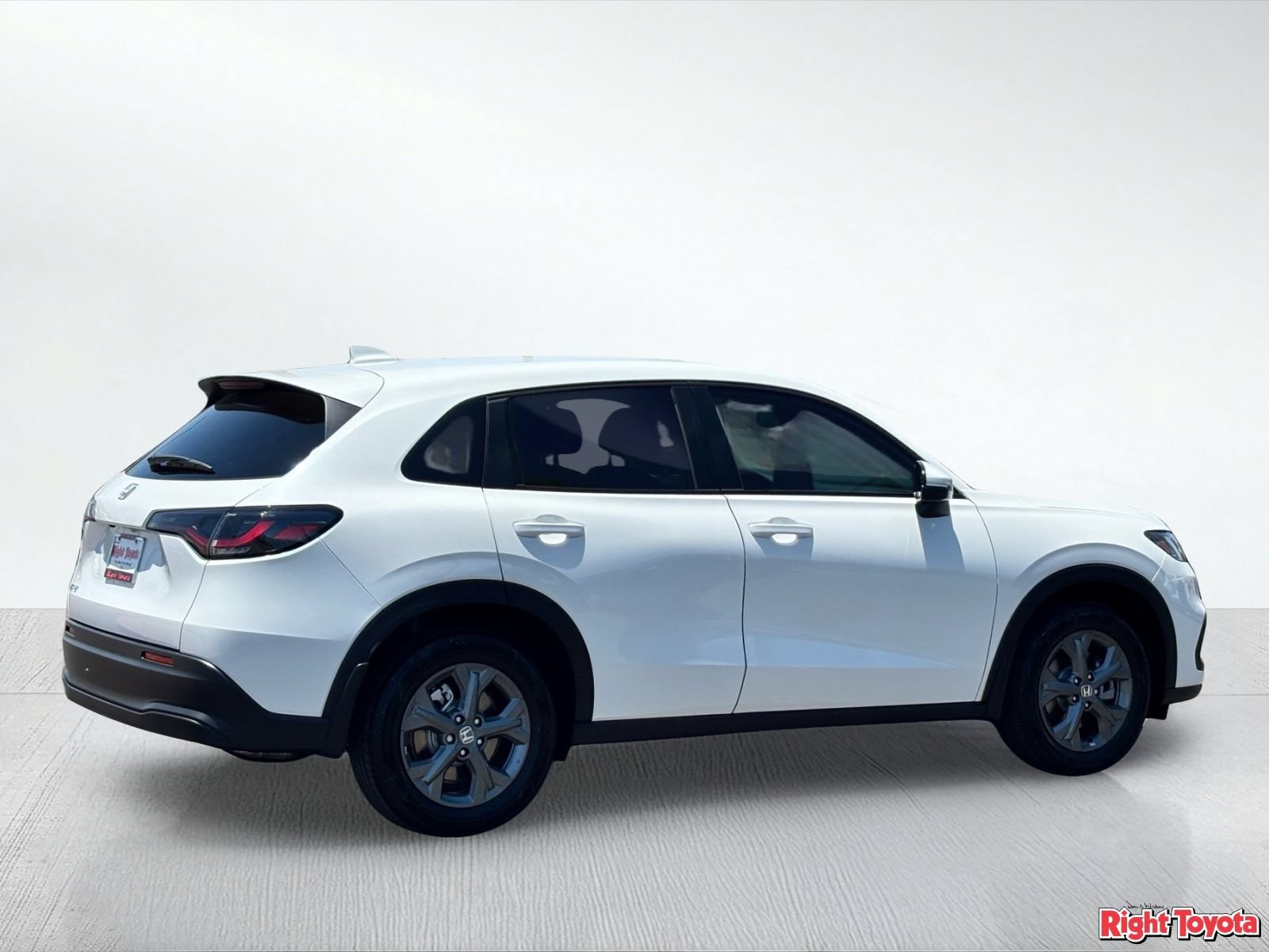 Used 2027 Honda HR-V LX image 5