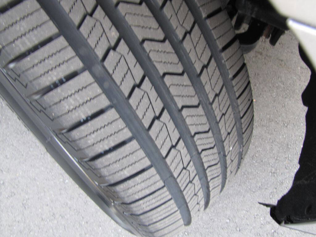 Used 2024 Ford Expedition Max XLT image 32