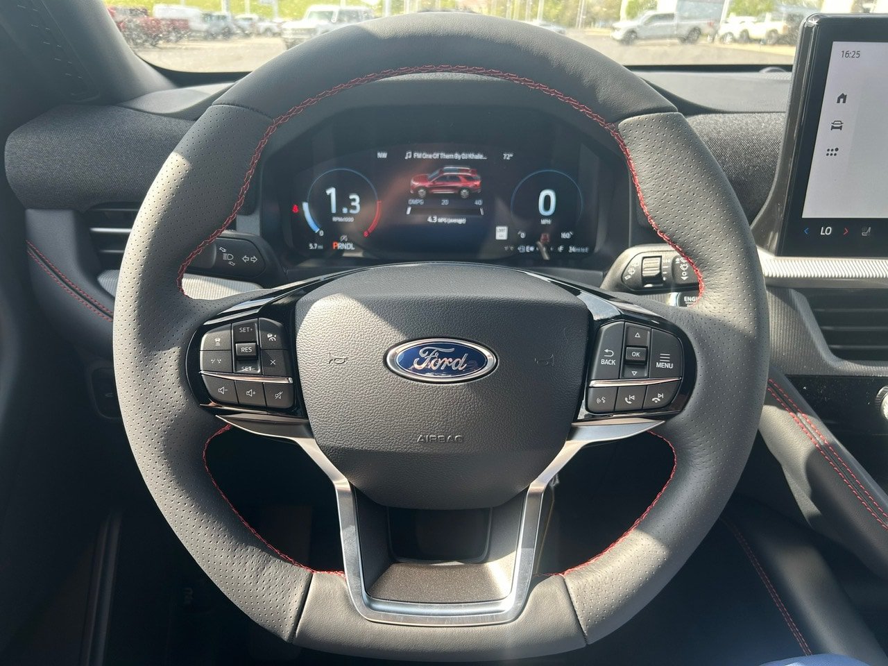 Certified 2026 Ford Explorer ST-Line AWD/4WD image 9