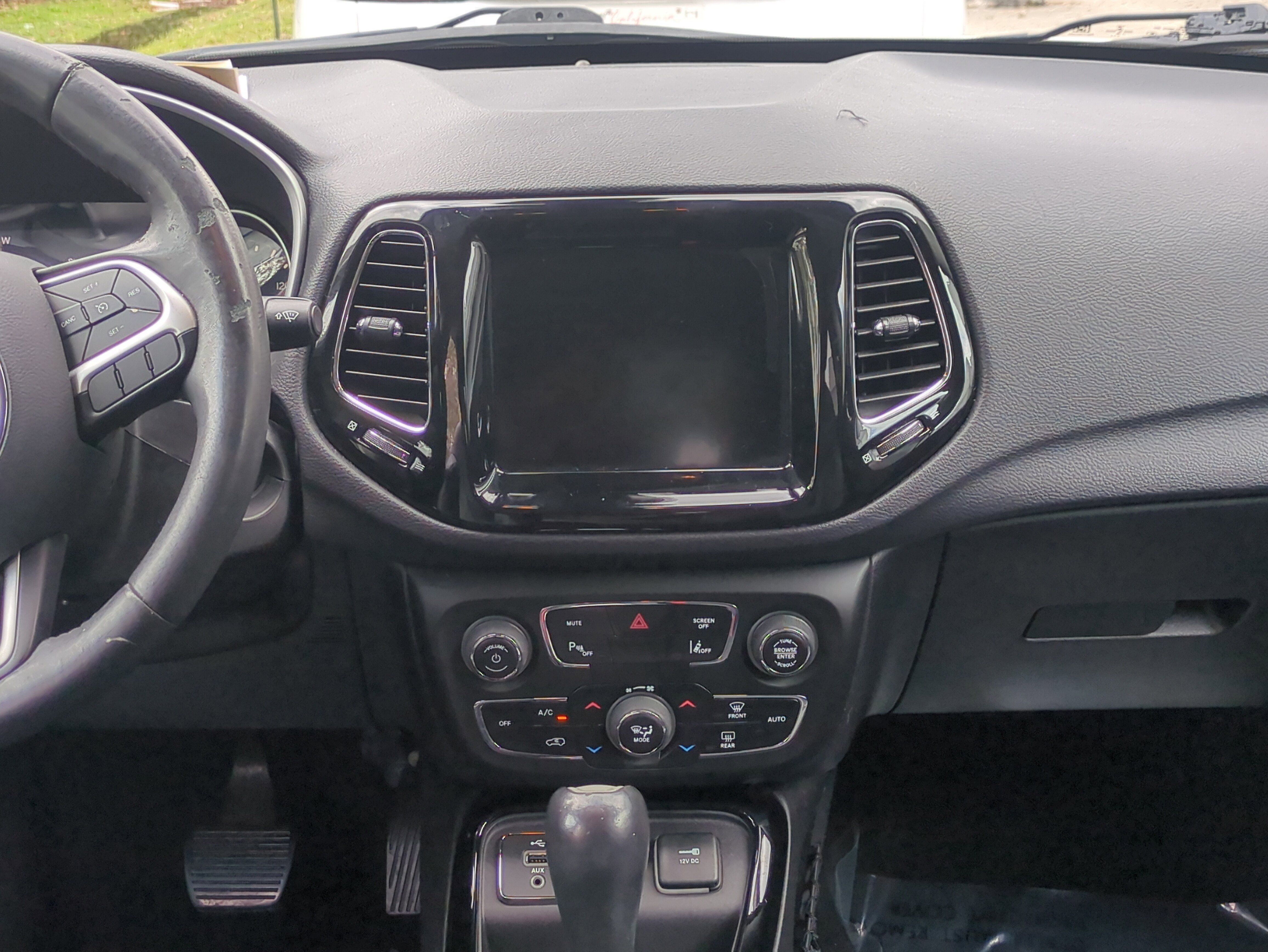 Certified 2018 Jeep Compass Limited w/ Navigation Group image 18