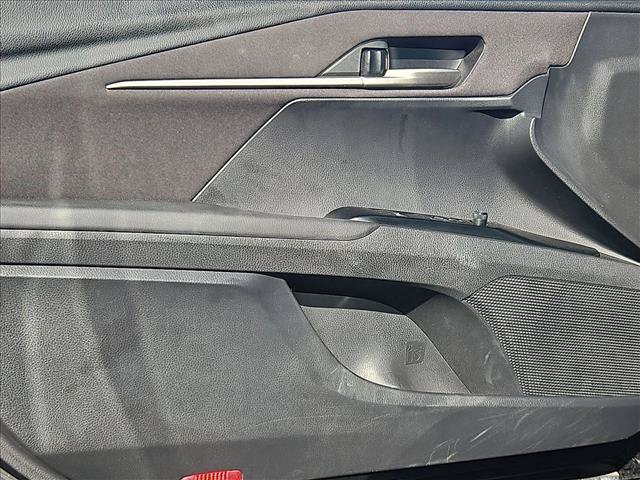 Used 2025 Toyota Camry LE FWD image 10