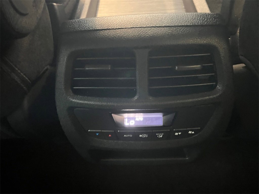 Used 2022 Honda Pilot Sport image 23