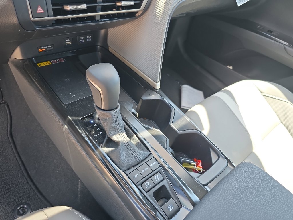 Certified 2026 Toyota Camry SE w/ Convenience Package image 9