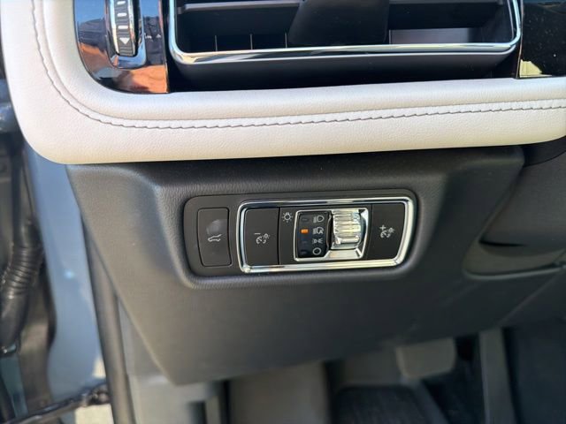 Used 2025 Lincoln Aviator Reserve w/ Illumination Package RWD image 17