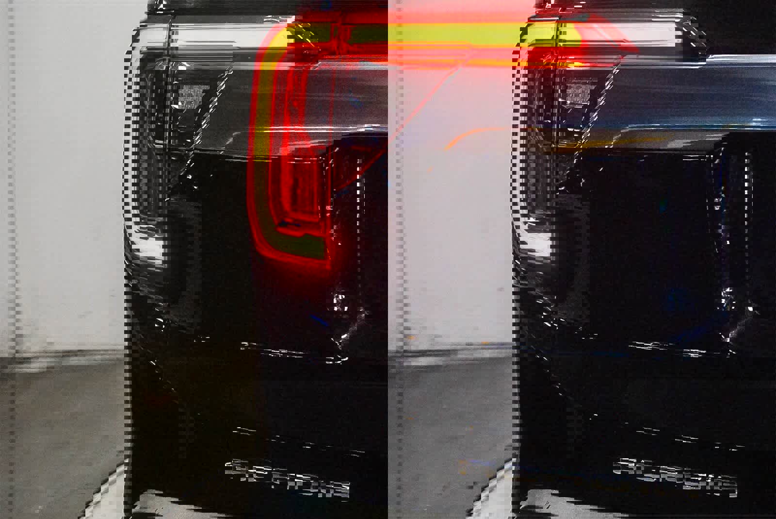 Used 2020 GMC Acadia AT4 image 11