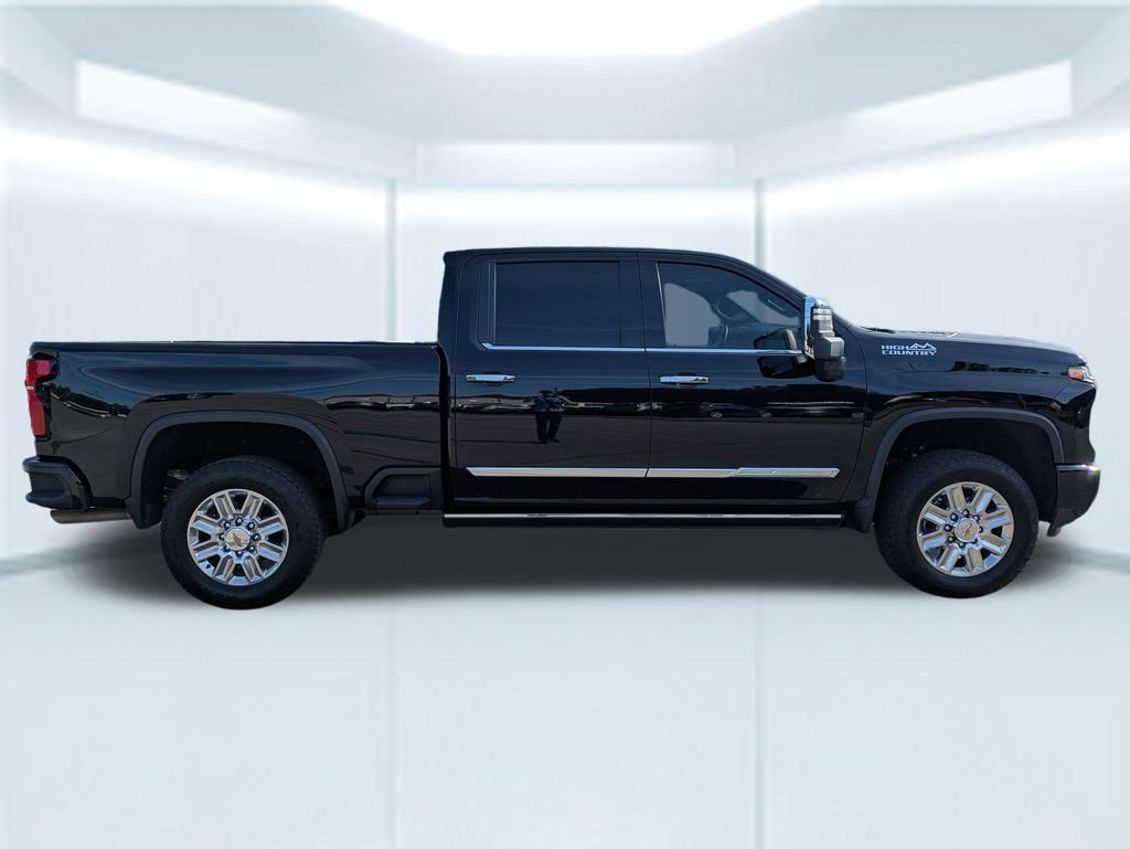 Used 2025 Chevrolet Silverado 2500 High Country w/ High Country Premium Package image 7