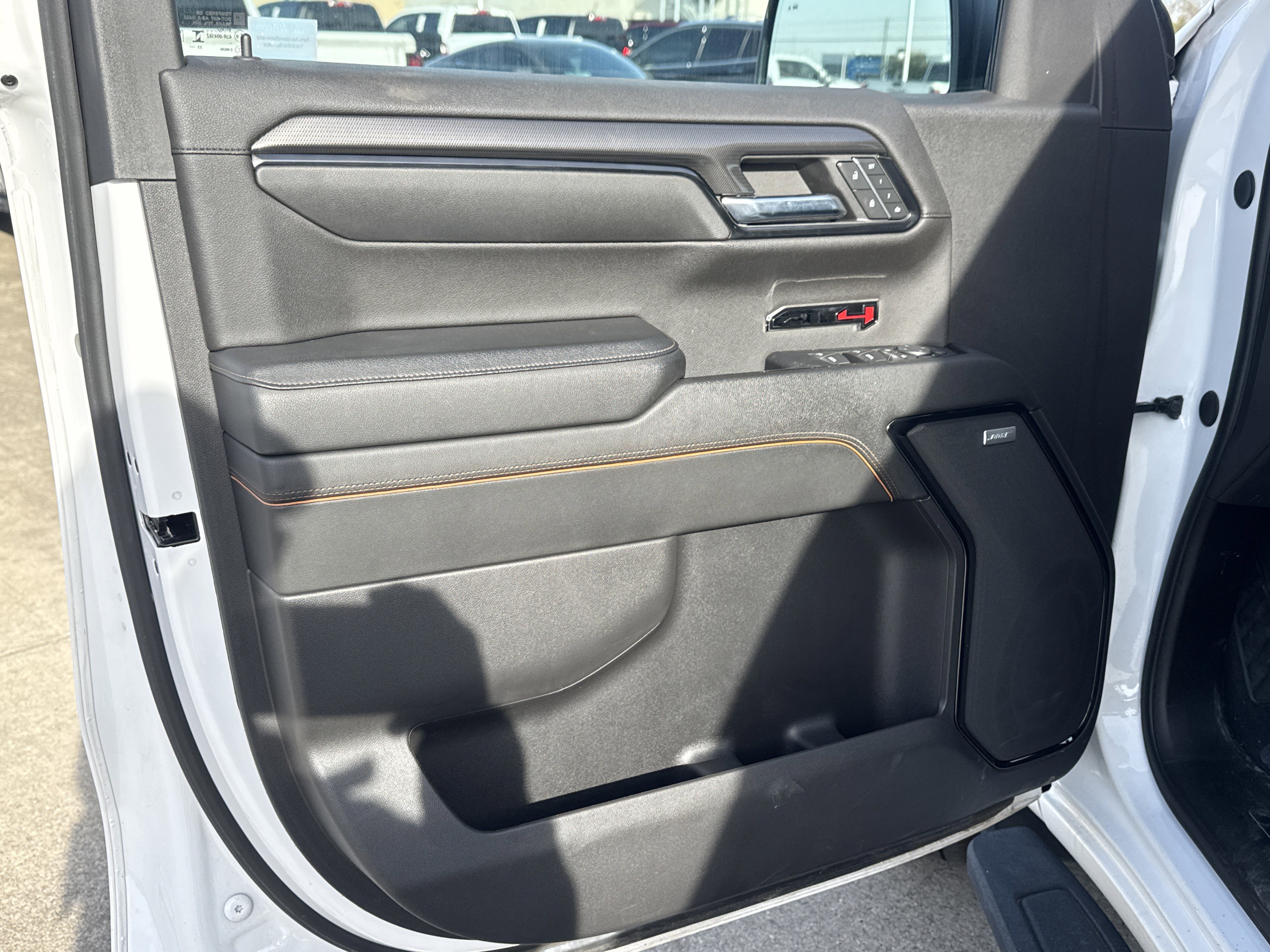 Used 2024 GMC Sierra 1500 AT4 w/ Technology Package image 3