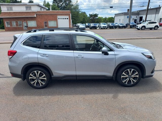 Certified 2023 Subaru Forester Limited AWD/4WD image 4