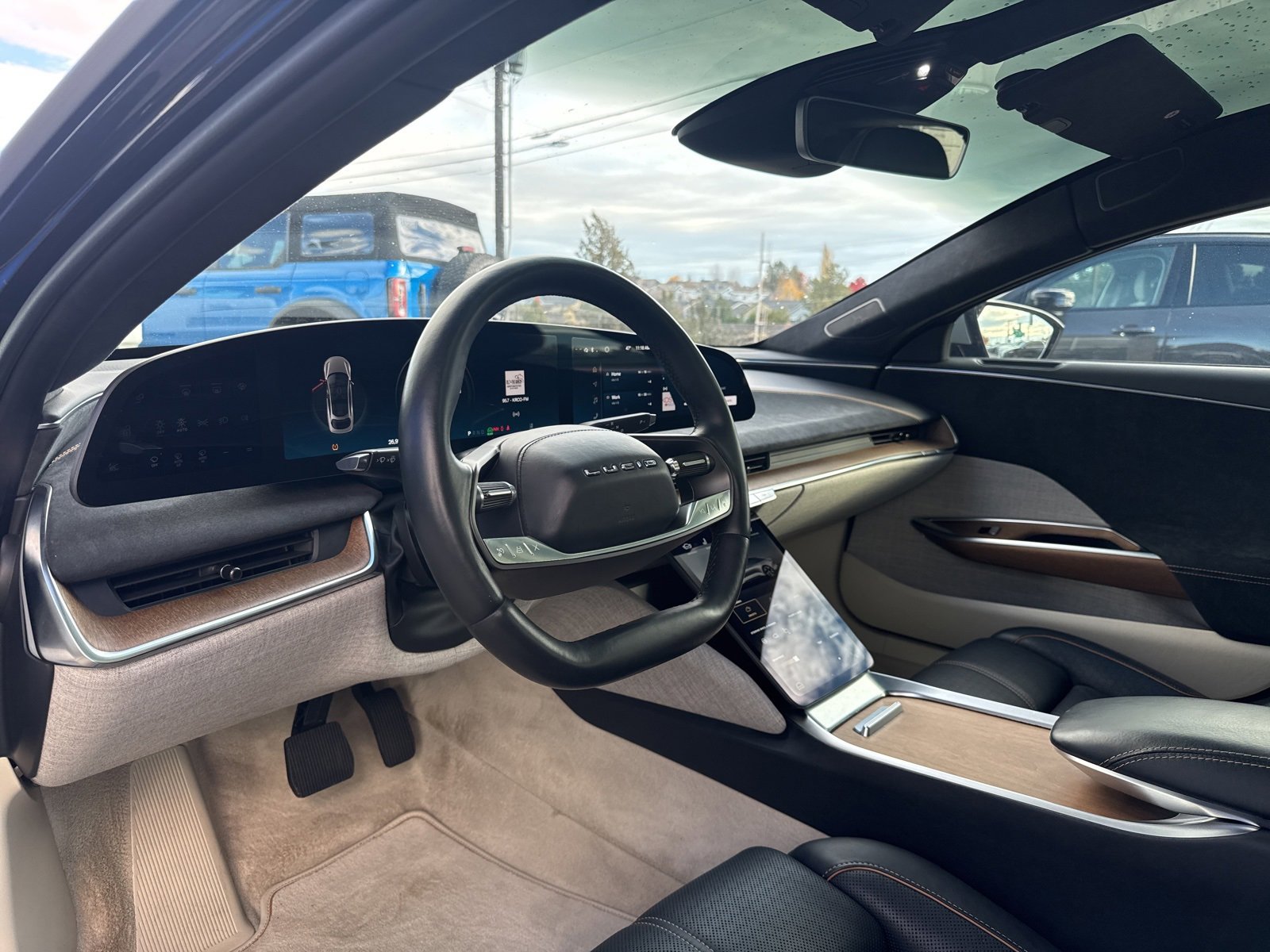 Used 2022 Lucid Air Grand Touring image 8